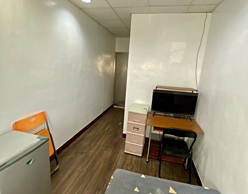 中正一路近苓雅運動園區、橘線捷運獨立套房 - Image 2