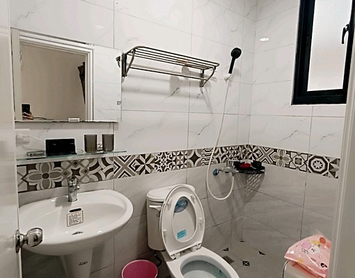 (免仲,可租補)可伙寬敞北歐風獨立大陽台套房 - Image 10