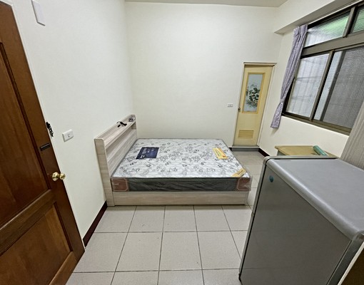 搶.逢甲.超便宜.僅一間!! - Image 3