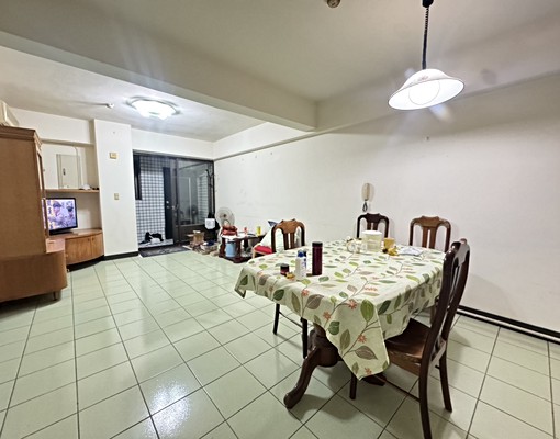 專任🔥明道商圈｜明道家園二期🔥三房溫馨宅 - Image 1