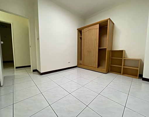 樹林揚名福星，附傢俱。4房車位 - Image 8