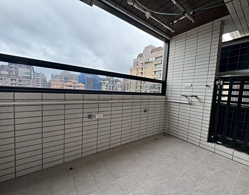 三公園夾擊亞昕村昕上城全新未住高樓海景三房車 - Image 2