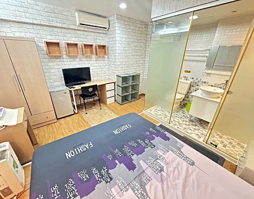 近捷運內湖、湖光市場/新裝潢。小資租案。傢俱齊全 - Image 1