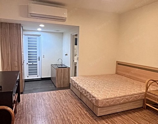 板橋2樓大套房🍎拎包入住.有陽台🍎板橋車站.新埔站 - Image 1