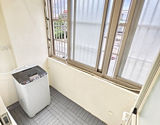 【租屋補助】近楊梅車站✨貓咪套房✨流理臺、獨立陽台✨採光明亮 - Image 5