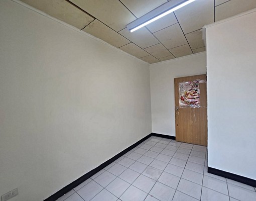 新店中正路近耕莘醫院公寓頂家便宜三房 - Image 7