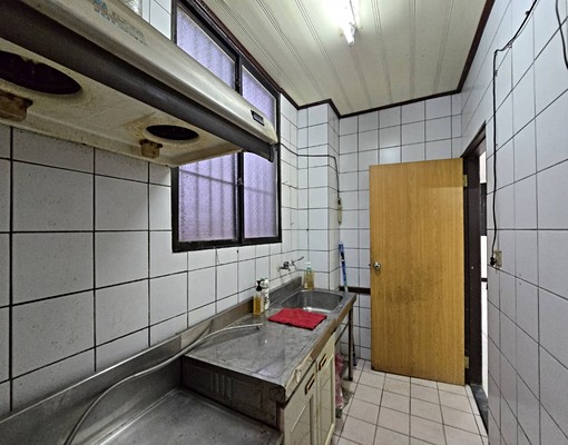 新店中正路近耕莘醫院公寓頂家便宜三房 - Image 11