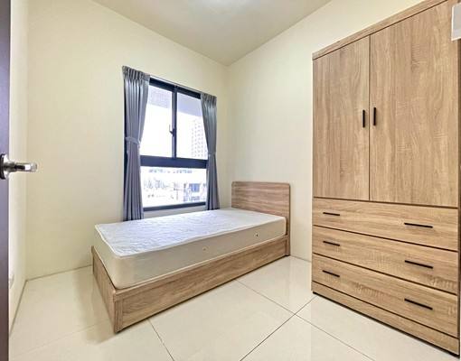 《!專租!兩大雙公園高景美正三房含管附平車》 - Image 3