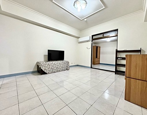 可租補寵物🔥傢俱可談✅大坪數三房✨市場低價💯 - Image 7