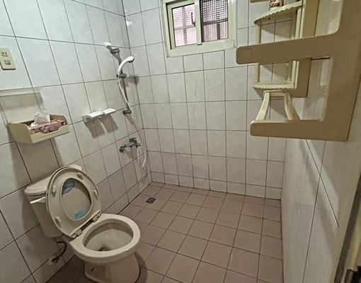 嘉義市西區整棟住家🏠近學區、車站❤️2房1廳❤️適合小家庭 - Image 9