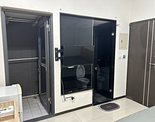 獨立套房~~24小時警衛飯店式管理套房出租 - Image 4