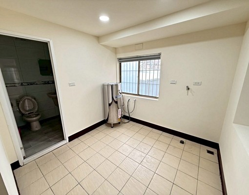 ✨大里全新透天✨神明廳可談✅寵物友善✅可戶籍 - 591租屋網 - Image 9