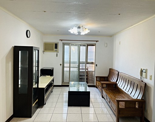 荷蘭村達人林冠亨★典雅三房車位.國泰 - Image 1