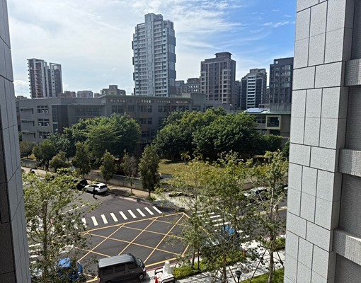 ✨全新未住!重陽重劃區稀有兩房・一橋直達台北 - Image 1