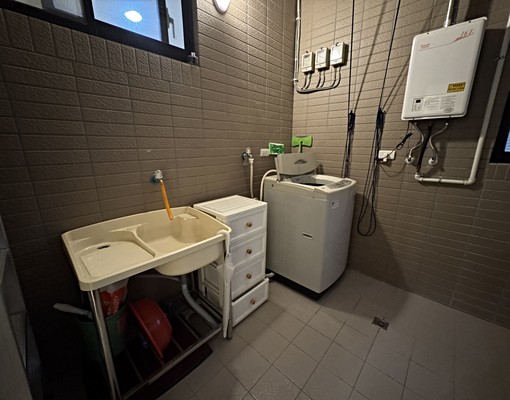 近竹科自由曲線四房平車屋主自租 - Image 11