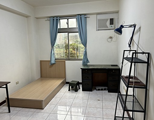 最接近竹圍捷運雅房出租 - Image 2