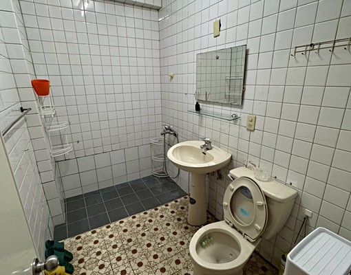 樂華夜市雙捷運樹海三樓 - Image 7