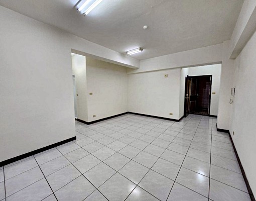 【樹林玫瑰人生】電梯三房｜可租補｜歡迎約看 - Image 1