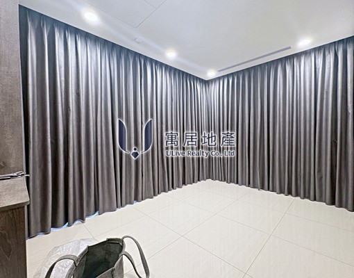 忠孝新生捷運旁|全新屋首租|採光佳大露台 - Image 5