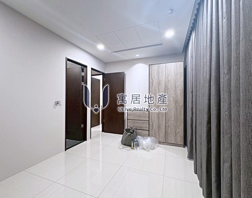 忠孝新生捷運旁|全新屋首租|採光佳大露台 - Image 6