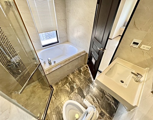 洲際漢神🖤百萬裝潢大三房🖤含平車🖤高樓層視野佳🖤 - Image 11