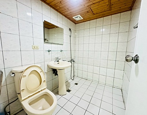 南屯✨✨親家莊|三房平車 - Image 10