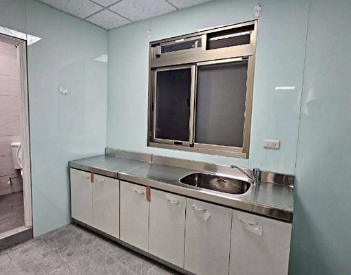 員山路可租補戶籍低樓層兩房/全新整理油漆地板 - Image 6