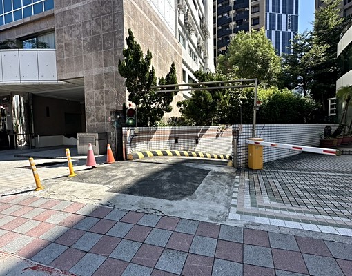 【坡平】芝山捷運天母Sogo旁｜可短租｜長租可議｜免仲介費 - Image 7