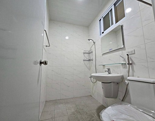 臨路★農十六龍華國小輕軌站大順路上店住 - Image 5