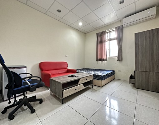 包租婆依依❤️近夜市.藝文/獨立陽台洗衣機/附機車位 - Image 1