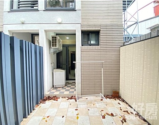 東山路商圈獨洗獨曬台水台電可租補電梯套房出租 - Image 3