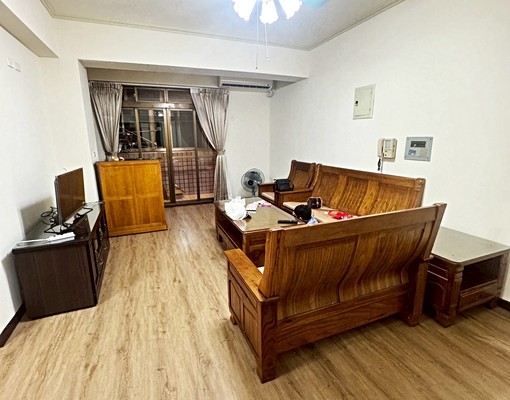 住商小雯【近中路龍安商圈3房】含管含家俱不可寵 - Image 1