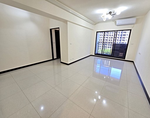 全新青埔三房+車位 - Image 1