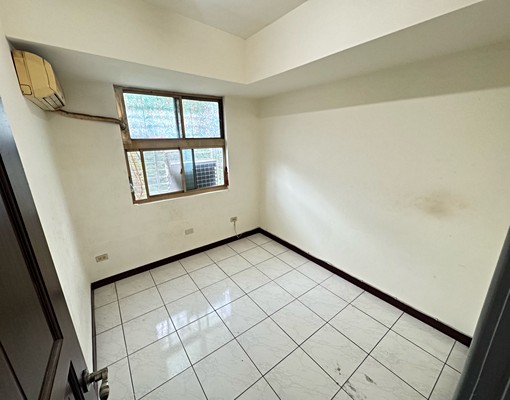 樹林凱旋門✨大坪數電梯四房✨稀有釋出✨ - Image 9