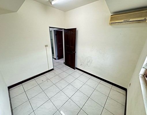 樹林凱旋門✨大坪數電梯四房✨稀有釋出✨ - Image 10