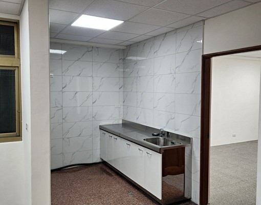 東區樂業路大坪數整層45坪出租適合辦公室屋主自租-免仲介費 - Image 6