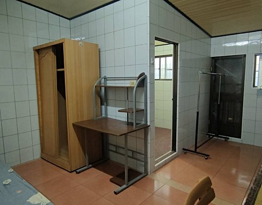 廣東路套房位一樓備有一機車停車位 - Image 1