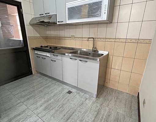 東區🏡可租補🔸輕屋齡🔸旱溪三房平車出租 - Image 3