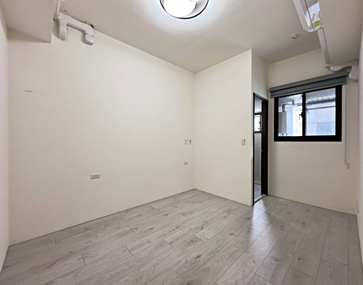 葳格軍福公園/露台戶可寵/二房雙衛浴+休旅車位 - Image 5