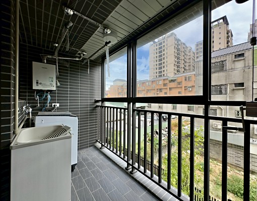 葳格軍福公園/露台戶可寵/二房雙衛浴+休旅車位 - Image 4