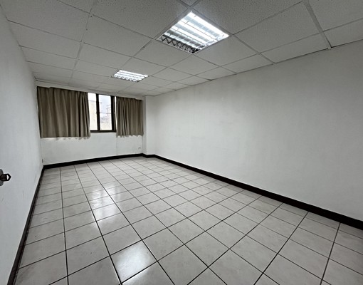 中原商圈★適合網拍倉庫個人工作室美甲美睫美業☆住辦合一 - Image 8