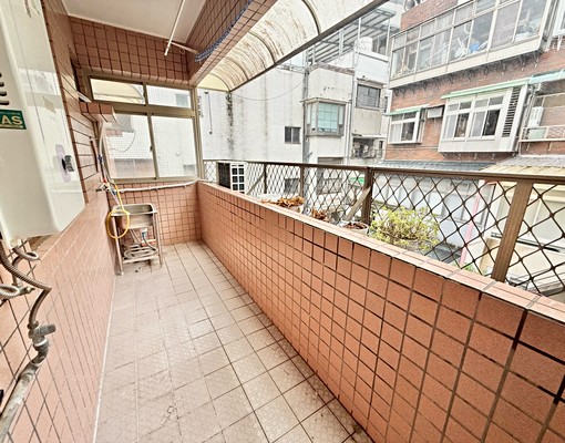 大湖公園站/國會特區、新裝潢2+1房、可寵/垃圾代收、平面車 - Image 15