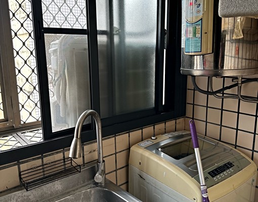 兵仔市台水台電大套房可租補/仲介代租社宅勿擾 - Image 5