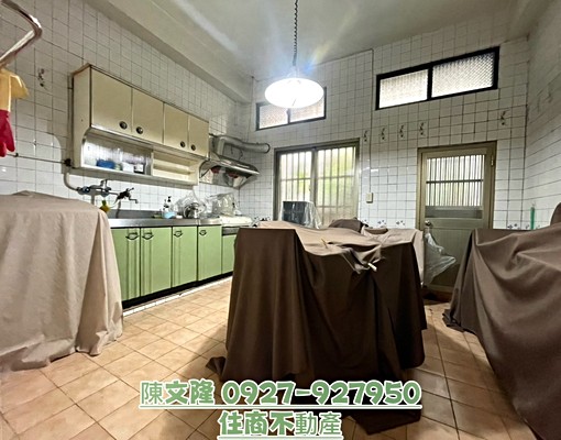 建國科大旁整棟透天店住出租 - Image 5