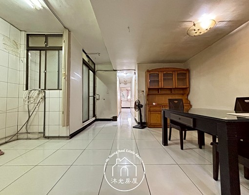 沐光房屋-北區公園路可租補大坪數2房 - Image 4