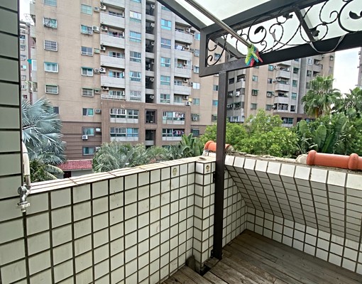 (租)東區寵物大套房+陽台 - Image 3