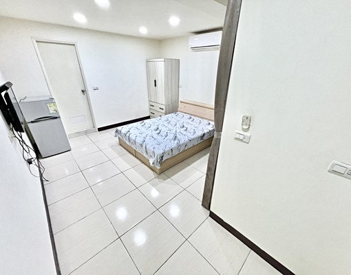 ✨發現我的愛✨一中商圈、中國醫✨租屋補助✨獨洗曬✨ - Image 3