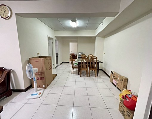 免仲可租補-近菓林國小，全新整理兩房 - Image 4