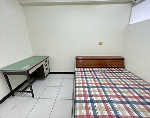 免仲可租補-近菓林國小，全新整理兩房 - Image 11