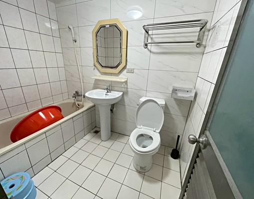 免仲可租補-近菓林國小，全新整理兩房 - Image 12